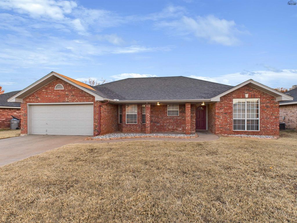 5303 PEPPERBUSH DRIVE, Wichita Falls, TX 76310