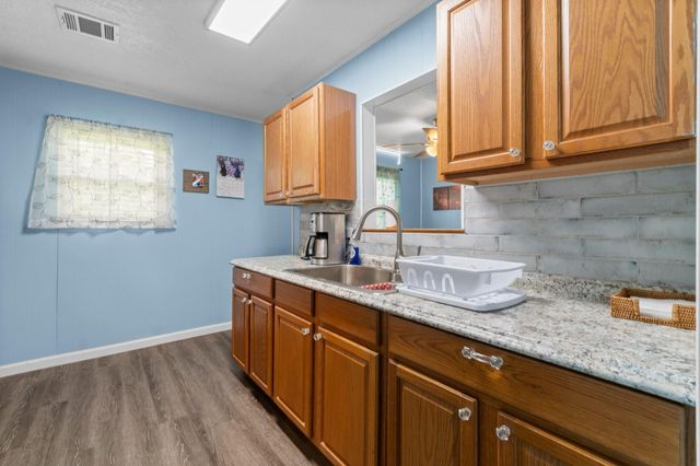 21 Clearview Street, Point Blank, TX 77364