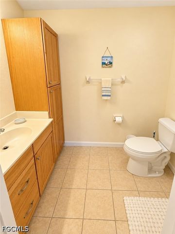 6844 Sandtrap DR 4, Fort Myers, FL 33919