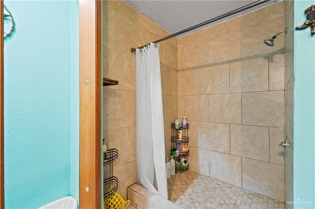 2207 W Fern Avenue, Mcallen, TX 78501
