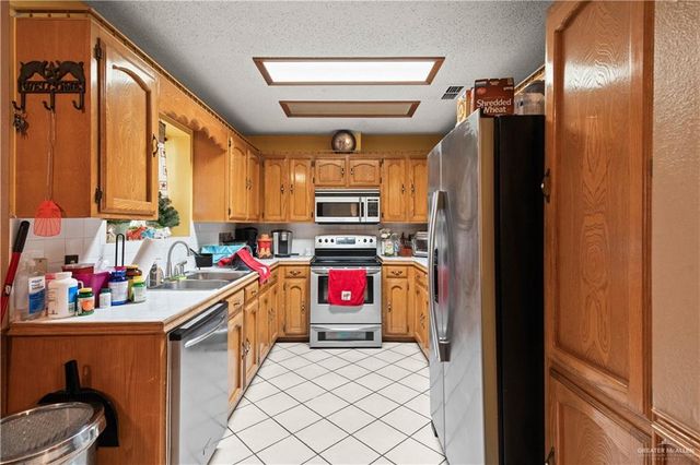 2207 W Fern Avenue, Mcallen, TX 78501