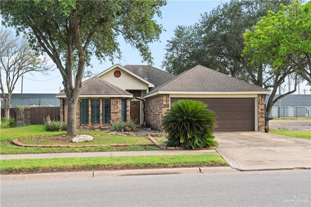 2207 W Fern Avenue, Mcallen, TX 78501