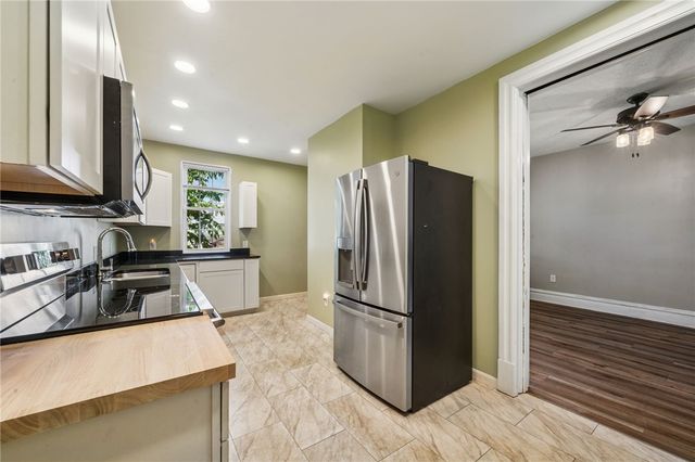 147 Hamilton Ave, Vandergrift, PA 15690