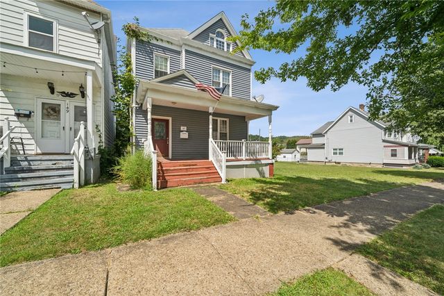 147 Hamilton Ave, Vandergrift, PA 15690