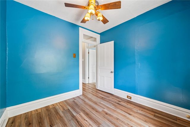 147 Hamilton Ave, Vandergrift, PA 15690