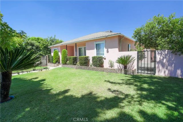 13951 Terra Bella Street, Los Angeles, CA 91331