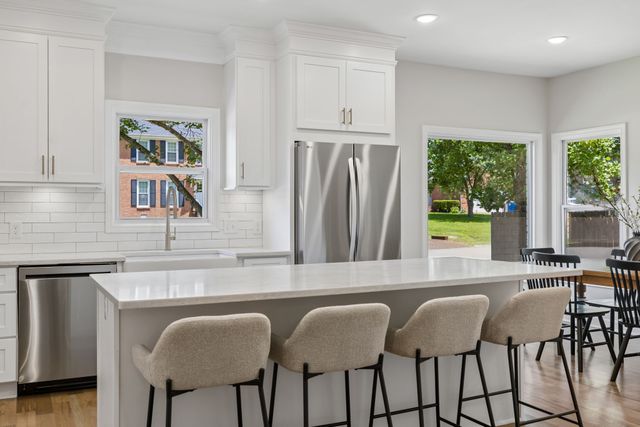 548 Ridgestone Dr, Franklin, TN 37064