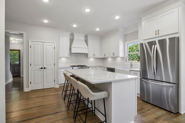 548 Ridgestone Dr, Franklin, TN 37064