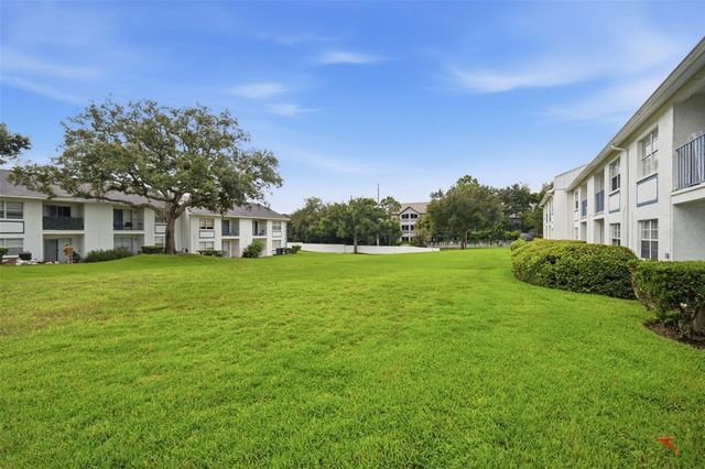 5005 BORDEAUX VILLAGE PLACE 202, Tampa, FL 33617