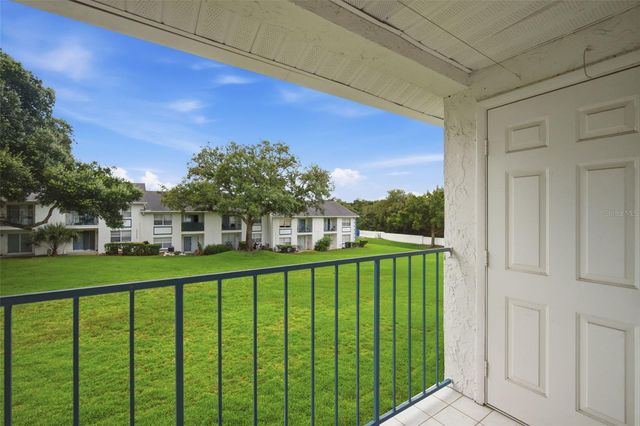 5005 BORDEAUX VILLAGE PLACE 202, Tampa, FL 33617