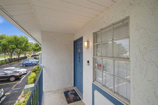 5005 BORDEAUX VILLAGE PLACE 202, Tampa, FL 33617