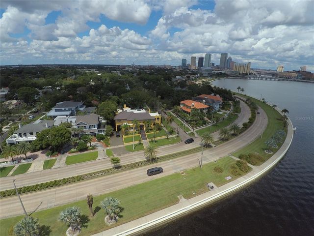 5005 BORDEAUX VILLAGE PLACE 202, Tampa, FL 33617