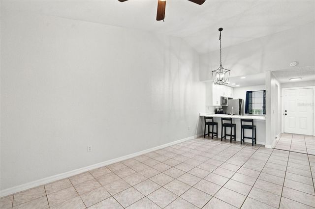 5005 BORDEAUX VILLAGE PLACE 202, Tampa, FL 33617