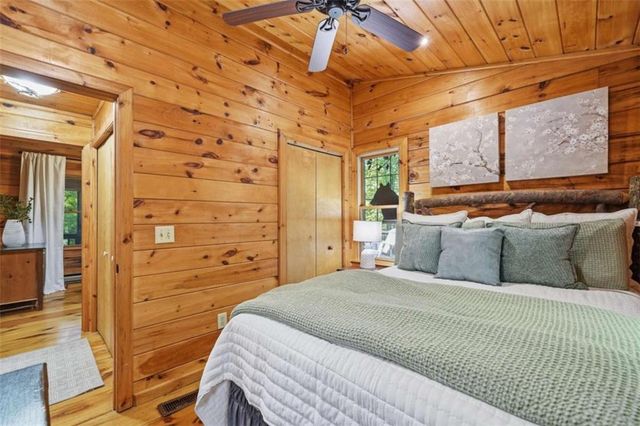 122 Riverbend Trail, Ellijay, GA 30540