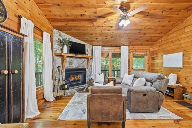 122 Riverbend Trail, Ellijay, GA 30540