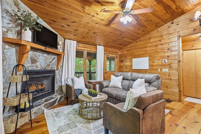 122 Riverbend Trail, Ellijay, GA 30540