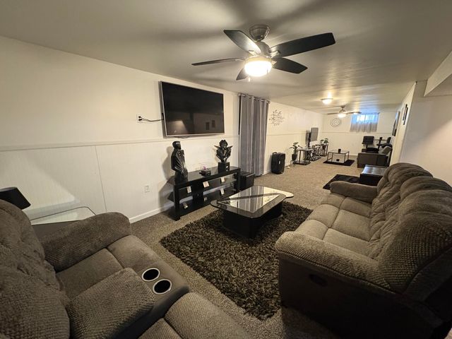 3401 S Deerfield Avenue, Lansing City, MI 48911