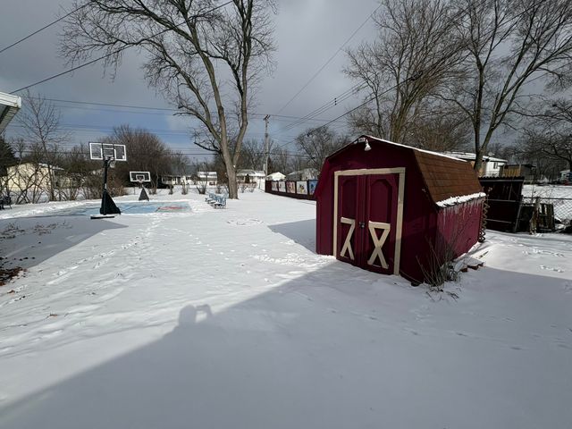 3401 S Deerfield Avenue, Lansing City, MI 48911