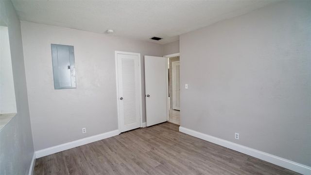 5908 NW 81st Avenue, Tamarac, FL 33321