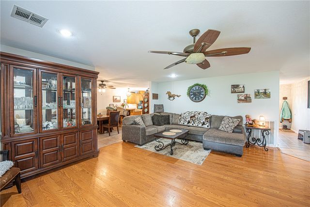 11579 Ranchwood Road, Prairie Grove, AR 72753