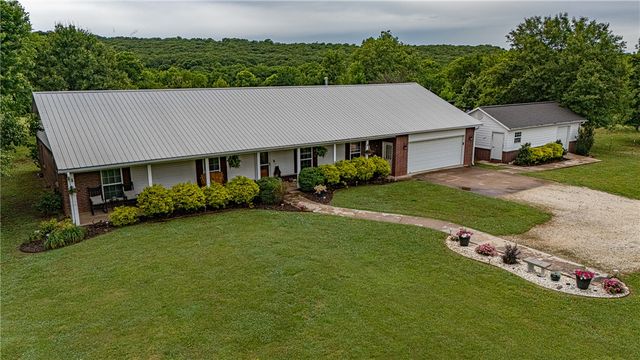 11579 Ranchwood Road, Prairie Grove, AR 72753