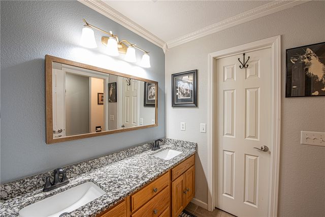 11579 Ranchwood Road, Prairie Grove, AR 72753