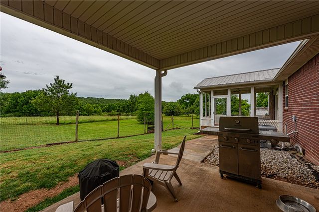 11579 Ranchwood Road, Prairie Grove, AR 72753