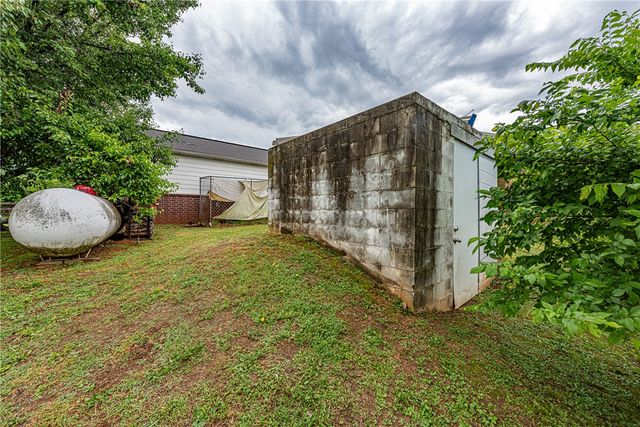 11579 Ranchwood Road, Prairie Grove, AR 72753