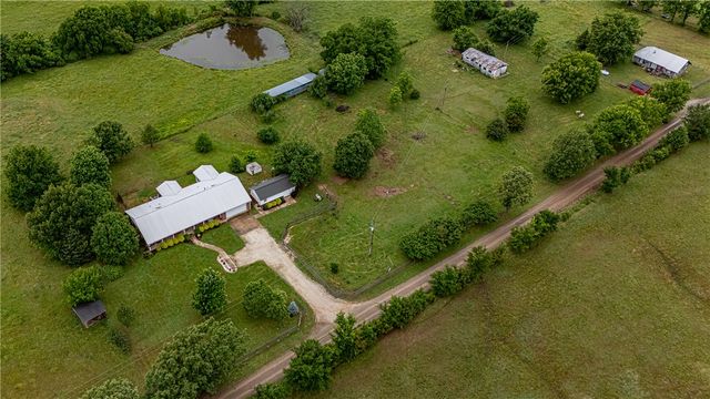 11579 Ranchwood Road, Prairie Grove, AR 72753