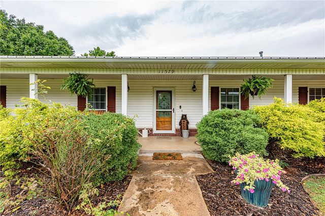 11579 Ranchwood Road, Prairie Grove, AR 72753