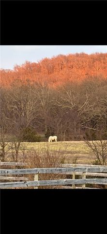 11579 Ranchwood Road, Prairie Grove, AR 72753