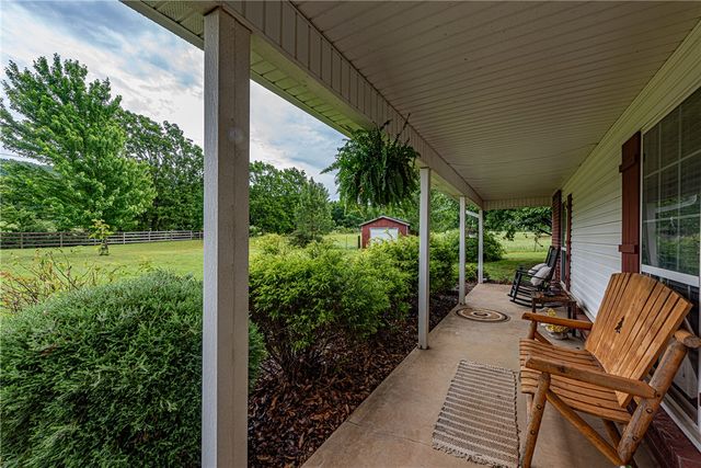 11579 Ranchwood Road, Prairie Grove, AR 72753