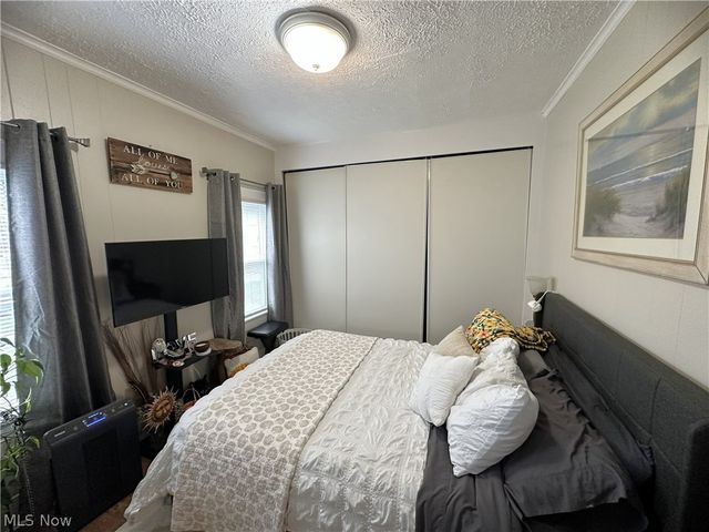 93 W 5th Avenue, Berea, OH 44017