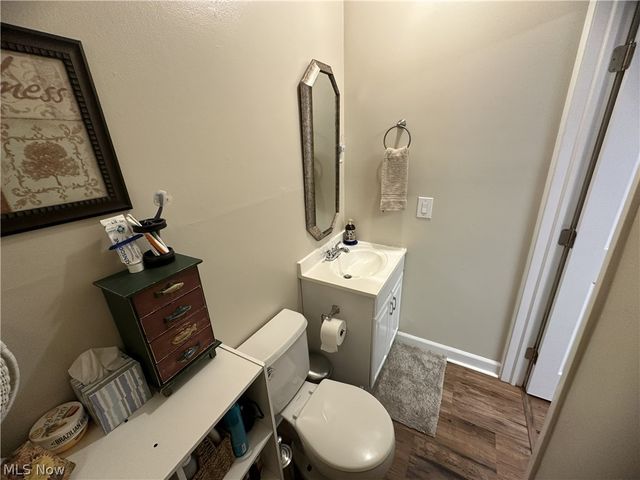 93 W 5th Avenue, Berea, OH 44017