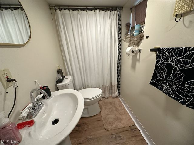93 W 5th Avenue, Berea, OH 44017