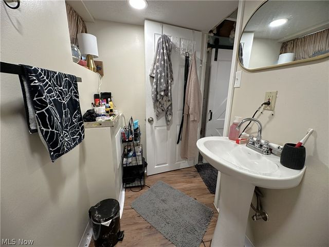 93 W 5th Avenue, Berea, OH 44017