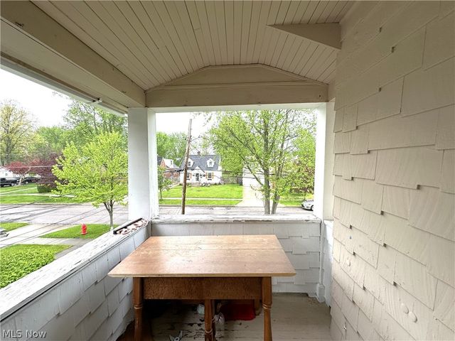 93 W 5th Avenue, Berea, OH 44017