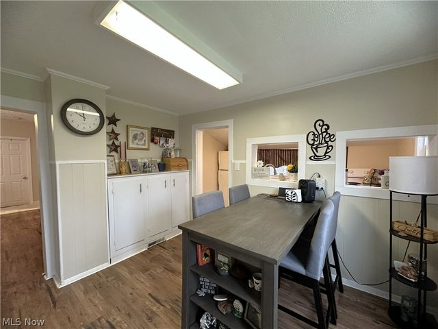 93 W 5th Avenue, Berea, OH 44017