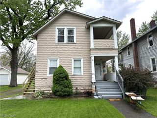 93 W 5th Avenue, Berea, OH 44017
