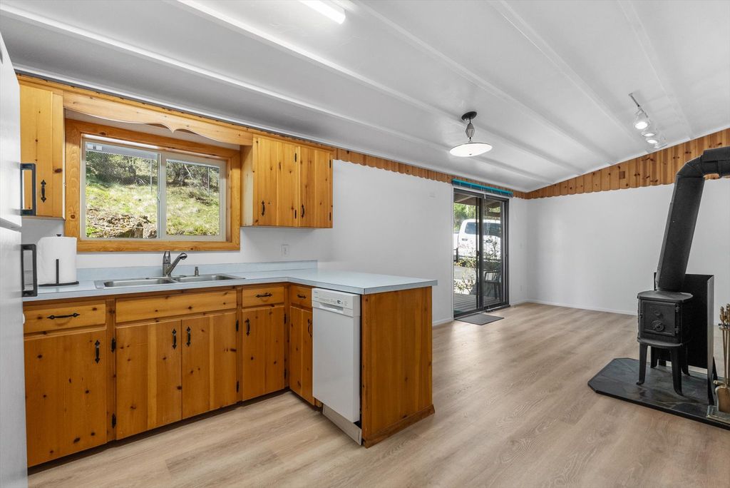 632 Lutheran Camp Road, Lakeside, MT 59922 photo 55