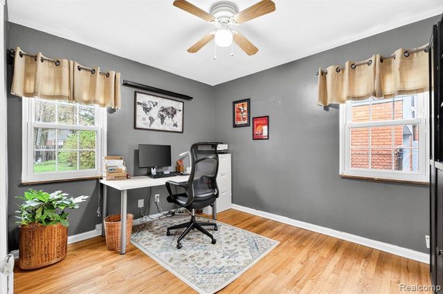 22515 Floral Street, Farmington, MI 48336