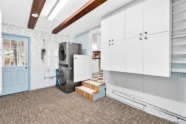 22515 Floral Street, Farmington, MI 48336