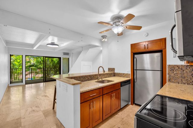 3788 Lower Honoapiilani Rd Apt A208 208, Lahaina, HI 96761