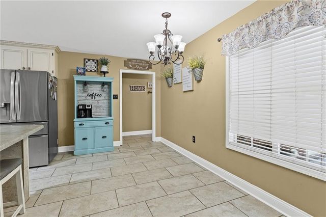 7710 Meadows Drive N, Mobile, AL 36619