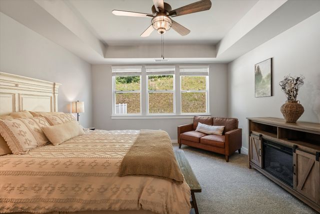 1077 Pebble Run Rd, Hendersonville, TN 37075