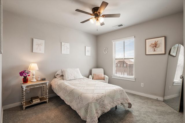 1077 Pebble Run Rd, Hendersonville, TN 37075
