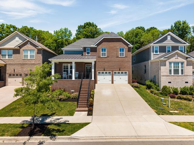1077 Pebble Run Rd, Hendersonville, TN 37075