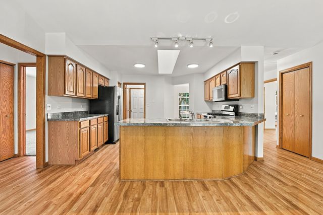 5303 Floralwood Court, Plainfield, IL 60586