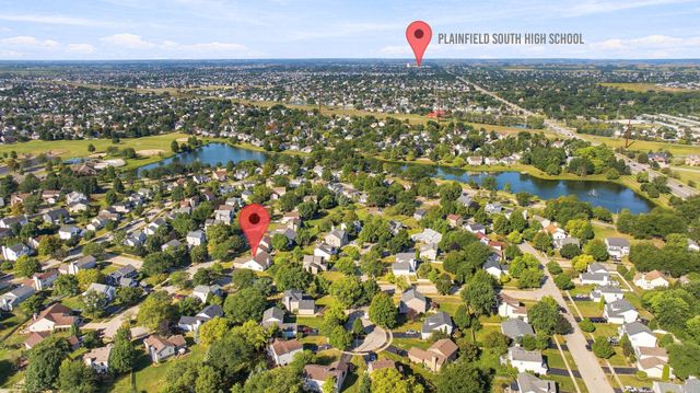 5303 Floralwood Court, Plainfield, IL 60586