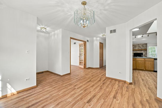 5303 Floralwood Court, Plainfield, IL 60586